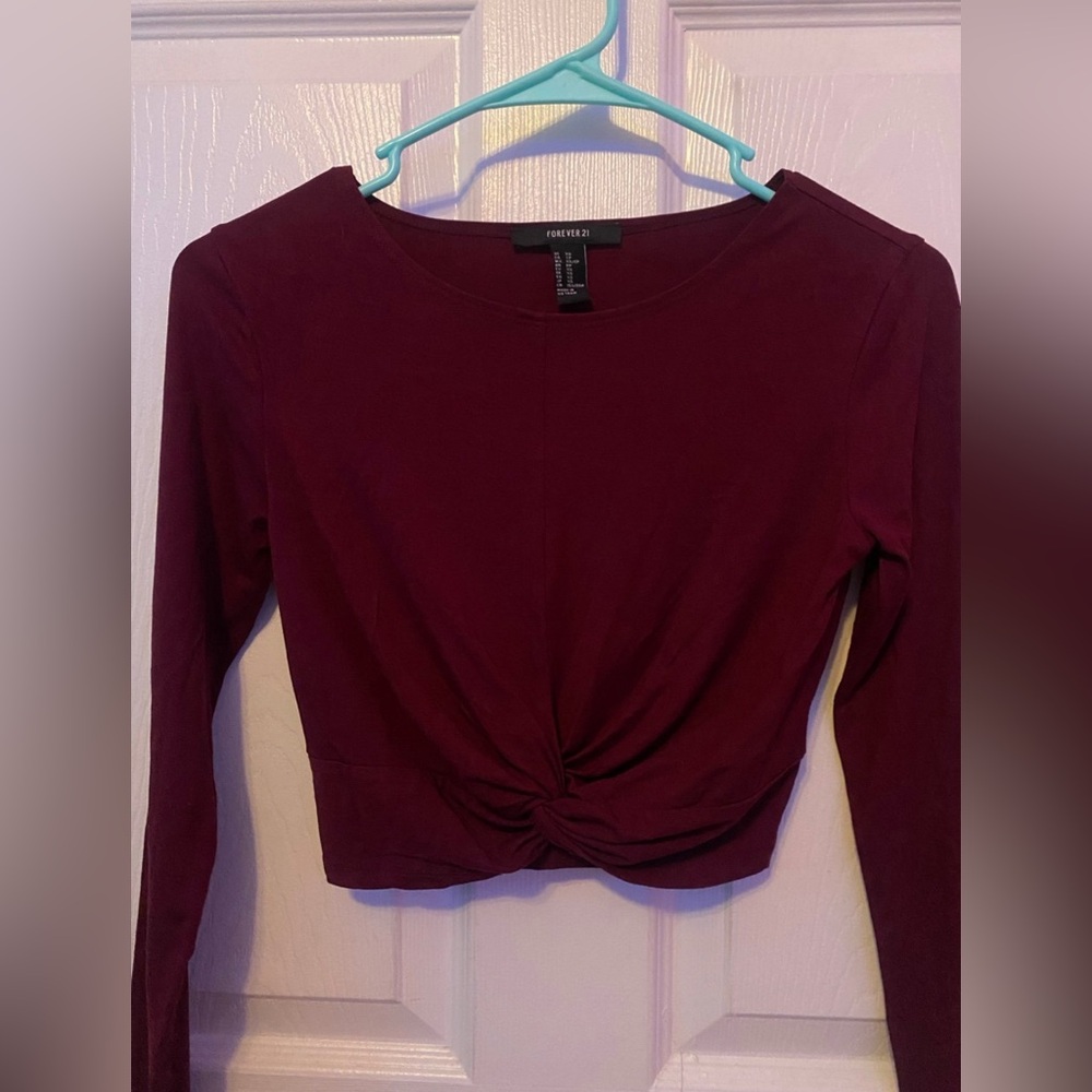 Forever21 Burgundy/Maroon Long Sleeve Twist Front Crop Top; Size: XS - Picture 3 of 4